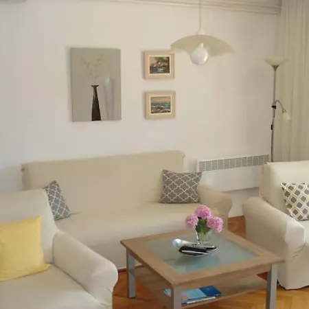 Luka Apartamento *