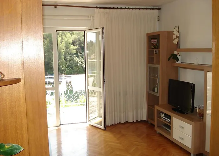 Apartament Luka *